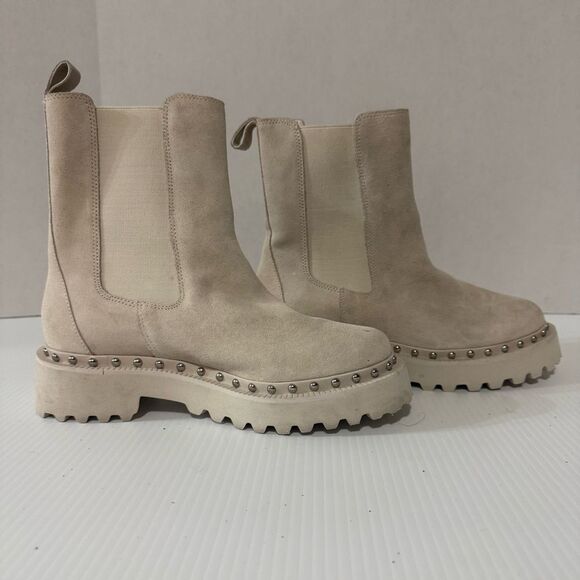 Vince Camino Women's Chelsea Boots 7.5m/with studs MINOR FLAW SEE PHOTOS - Picture 2 of 12